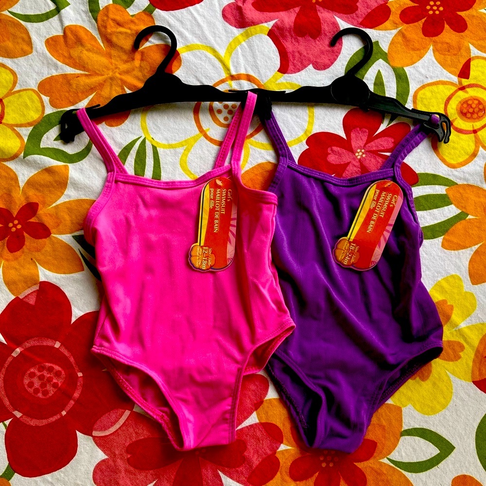 🎁2 Baby girl swim suits